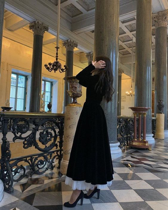 Luolandi Vintage Black With Tulle Long Sleeves Prom Dress Elegant Evening Party Dress Formal Dress